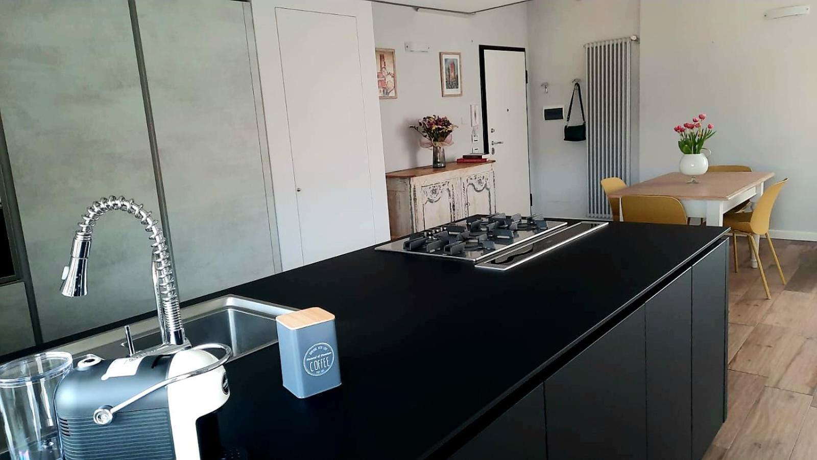Cuore Di Alba Charming Apartment Екстер'єр фото