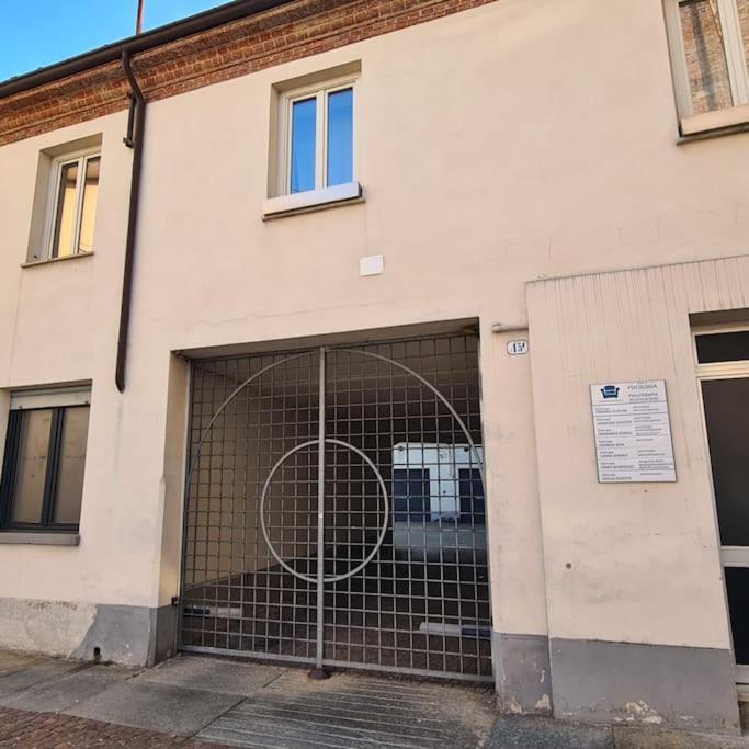 Cuore Di Alba Charming Apartment Екстер'єр фото