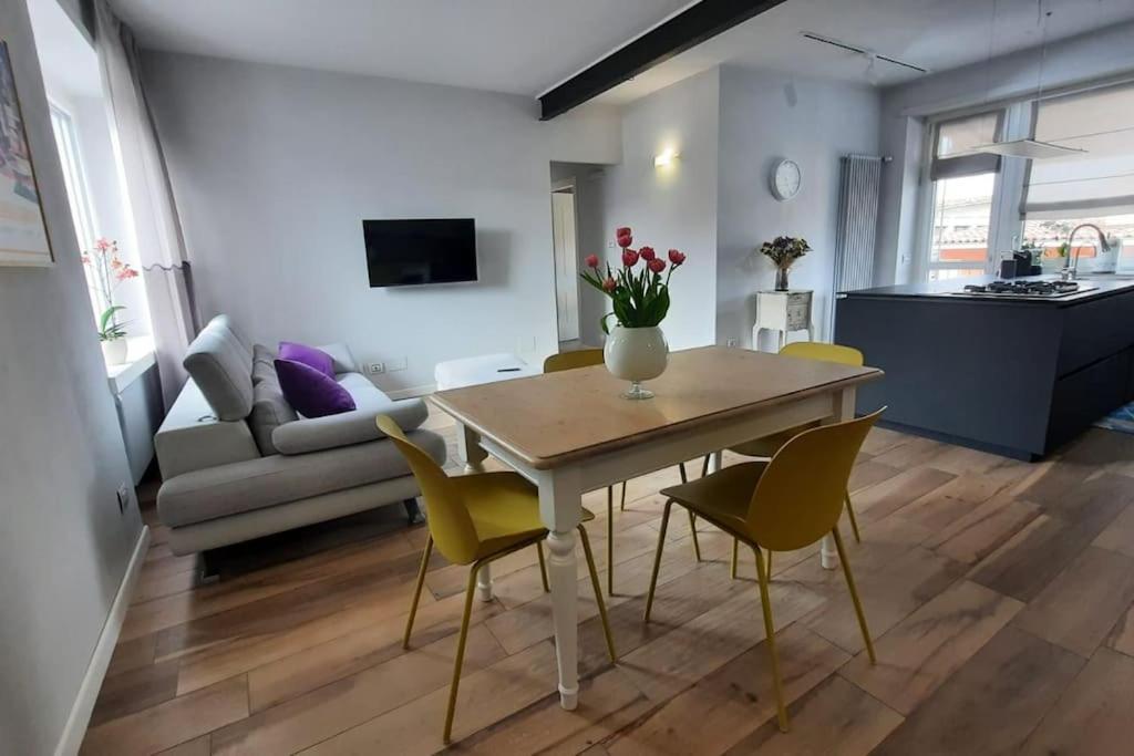 Cuore Di Alba Charming Apartment Екстер'єр фото